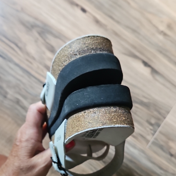 Mephisto Women's Helen White Air Relax Sandals - Picture 7 of 13